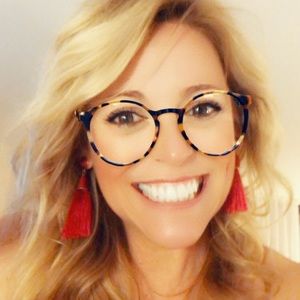 Meet your Posher, Pamela